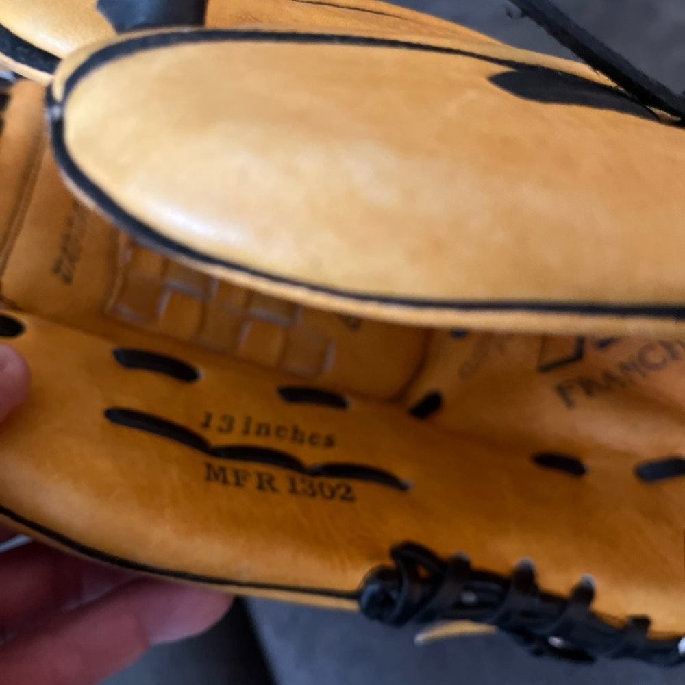 MIZUNO MFR 1302 13" BASEBALL SOFTBALL GLOVE MIT RIGHT HAND THROW PRO MODEL - Picture 3 of 8